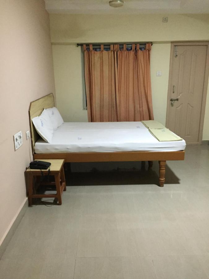 苏普拉巴斯大厦酒店 蒂鲁帕蒂 外观 照片